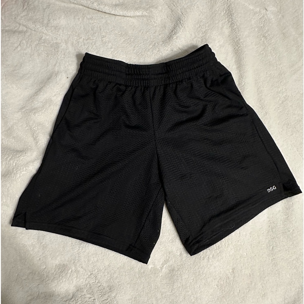 black dsg shorts